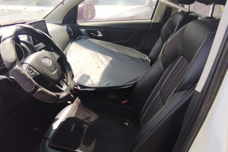 Used Bestune X40 2017 1.6L Manual Luxury Edition Left Front Seat
