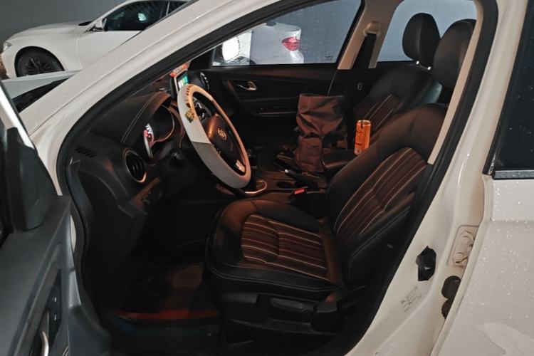 Used Bestune X40 2017 1.6L Manual Luxury Edition Left Front Seat
