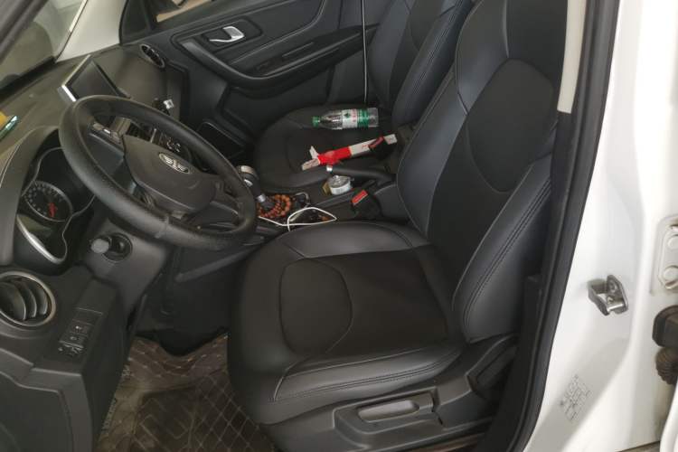 Used Bestune X40 2017 1.6L Automatic Luxury Model Left Front Seat