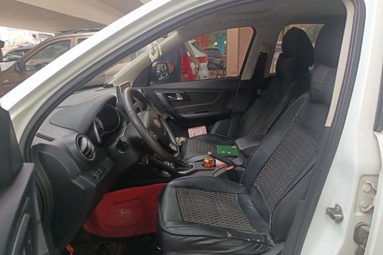 Used Bestune X40 2017 1.6L Automatic Luxury Model Left Front Seat