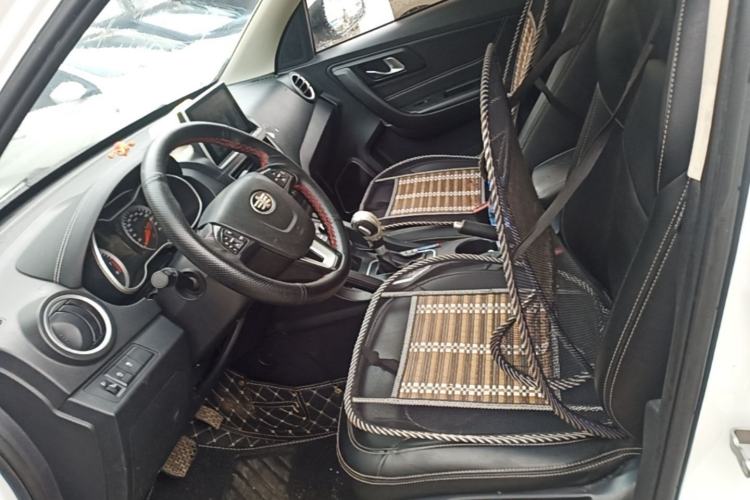 Used Bestune X40 2017 1.6L Automatic Prestige Edition Left Front Seat