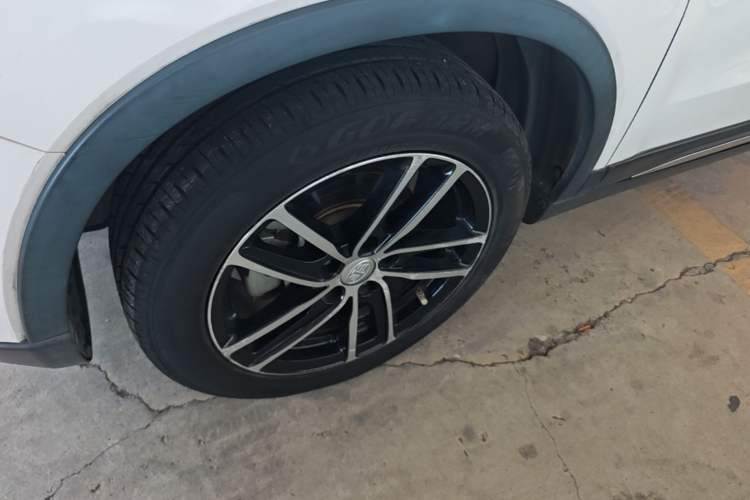 Used Bestune X40 2017 1.6L Automatic Prestige Edition Left Front Wheel Hub