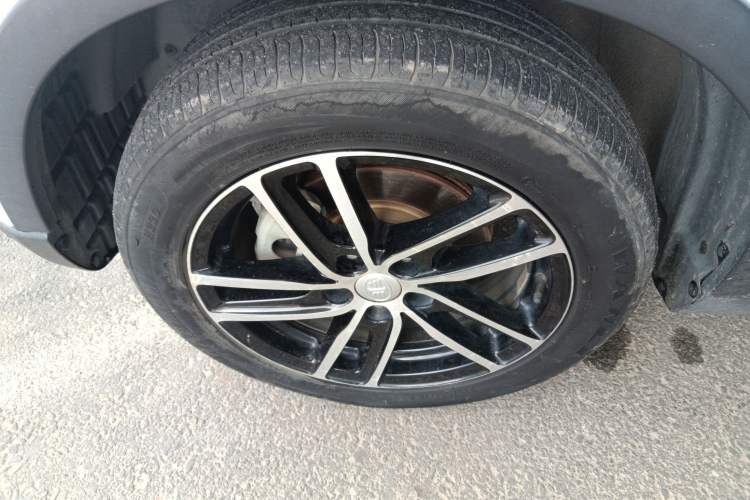 Used Bestune X40 2017 1.6L Automatic Luxury Model Left Front Wheel Hub