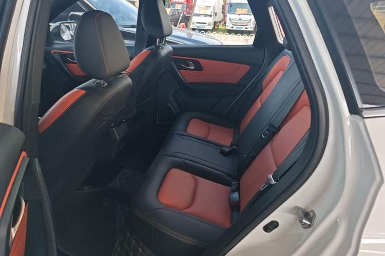 Used Bestune X40 2017 1.6L Automatic Prestige Edition Left Rear Seat