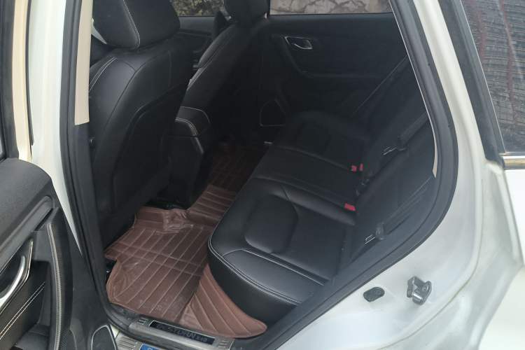 Used Bestune X40 2017 1.6L Automatic Prestige Edition Left Rear Seat