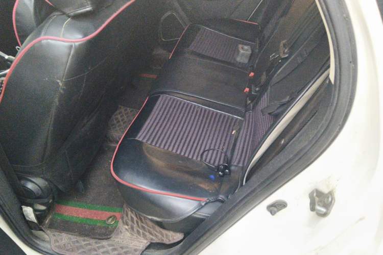 Used Bestune X40 2017 1.6L Manual Luxury Edition Left Rear Seat