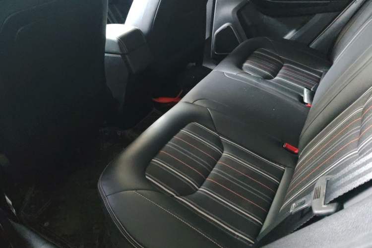 Used Bestune X40 2017 1.6L Automatic Luxury Model Left Rear Seat