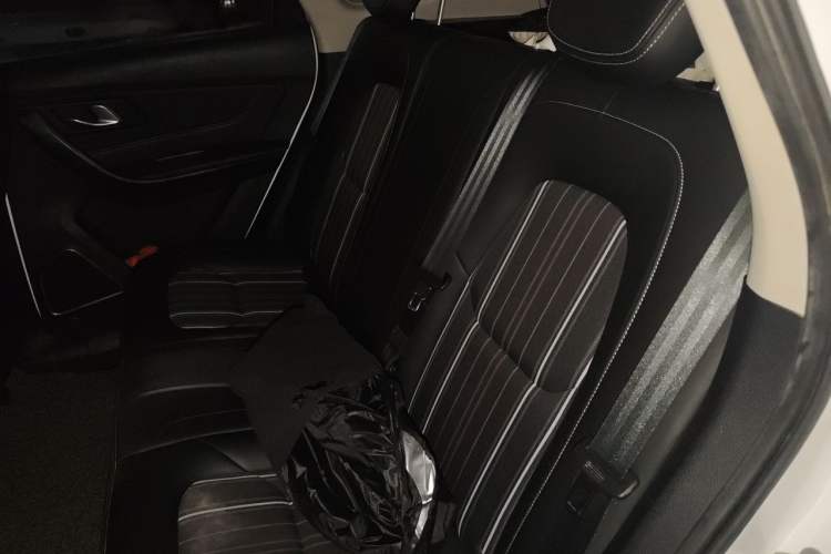 Used Bestune X40 2017 1.6L Automatic Luxury Model Left Rear Seat