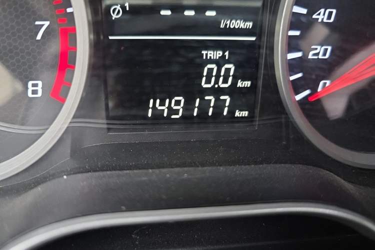 Used Bestune X40 2017 1.6L Manual Luxury Edition Odometer Close Up