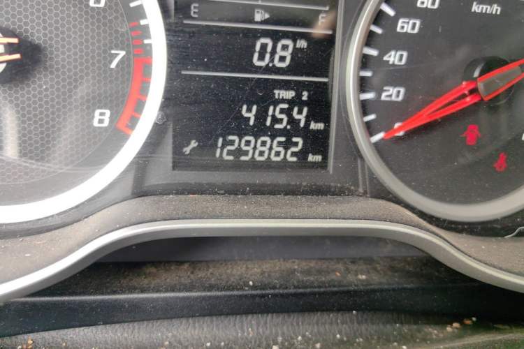 Used Bestune X40 2017 1.6L Manual Luxury Edition Odometer Close Up