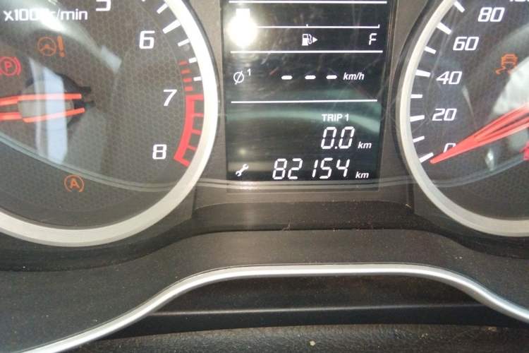 Used Bestune X40 2017 1.6L Manual Luxury Edition Odometer Close Up