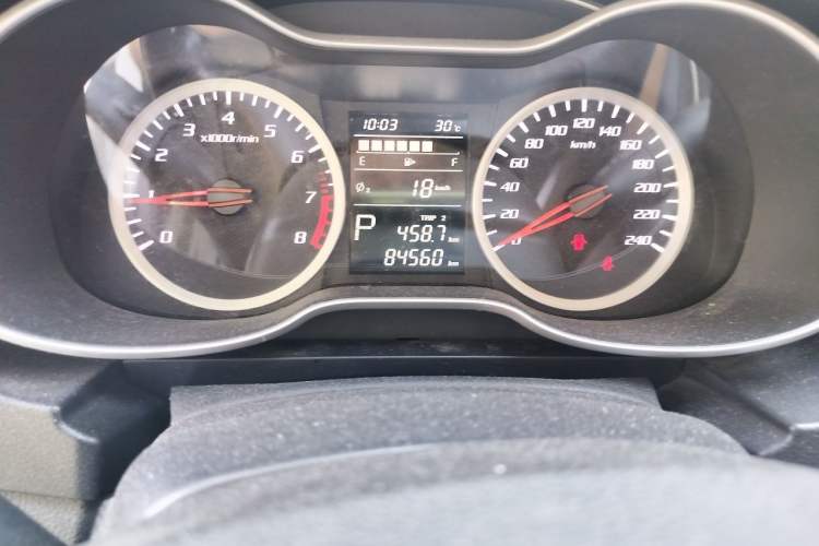 Used Bestune X40 2017 1.6L Automatic Prestige Edition Odometer Close Up