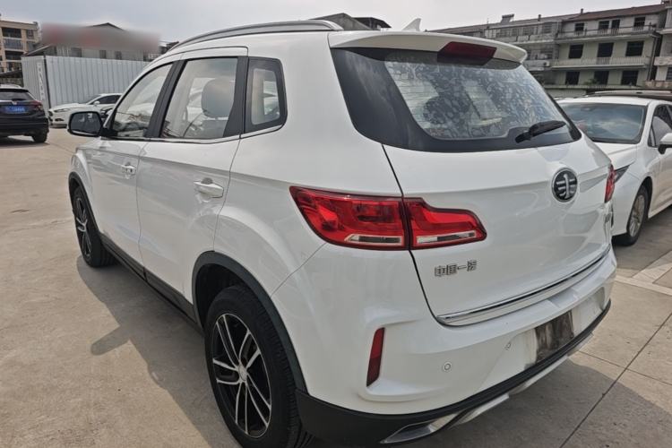 Used Bestune X40 2017 1.6L Automatic Prestige Edition Rear Left 45 Deg