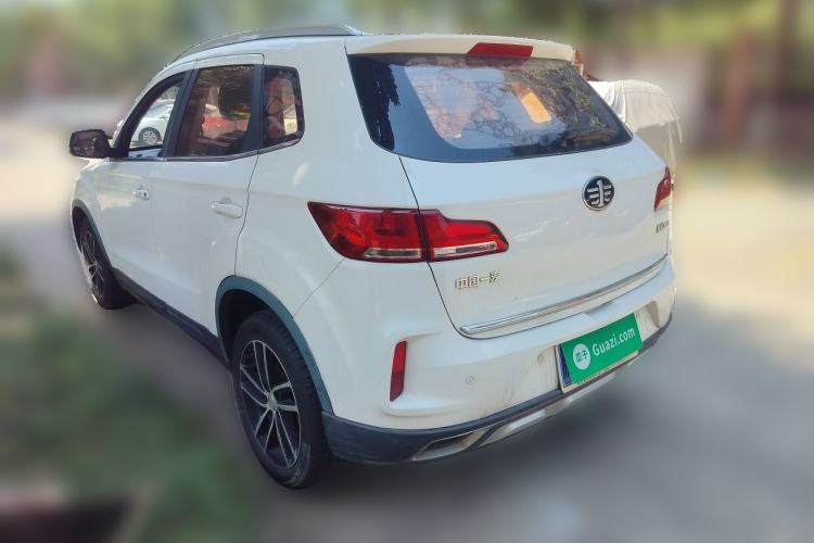 Used Bestune X40 2017 1.6L Automatic Prestige Edition Rear Left 45 Deg
