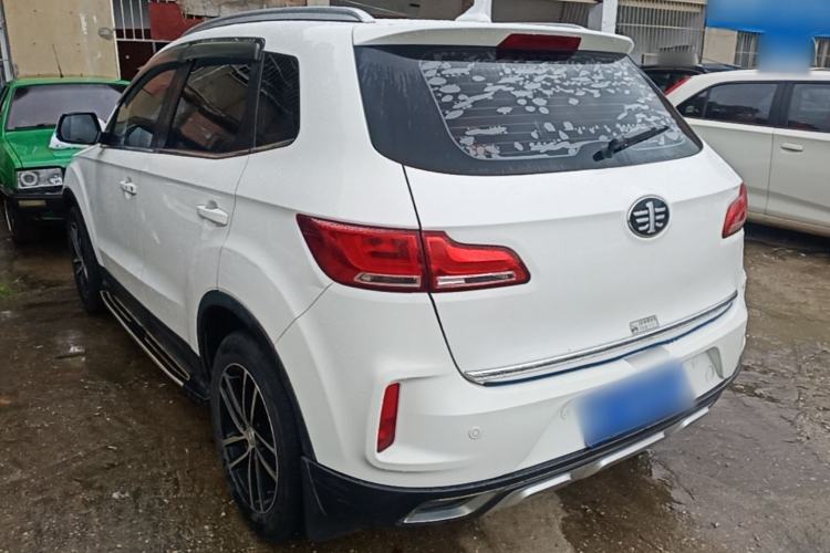 Used Bestune X40 2017 1.6L Automatic Prestige Edition Rear Left 45 Deg