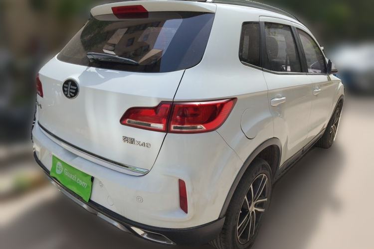 Used Bestune X40 2017 1.6L Manual Prestige Edition Rear Right 45 Deg
