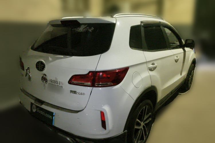 Used Bestune X40 2017 1.6L Automatic Luxury Model Rear Right 45 Deg