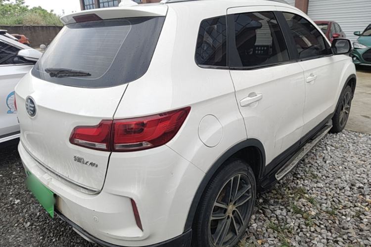 Used Bestune X40 2017 1.6L Automatic Luxury Model Rear Right 45 Deg