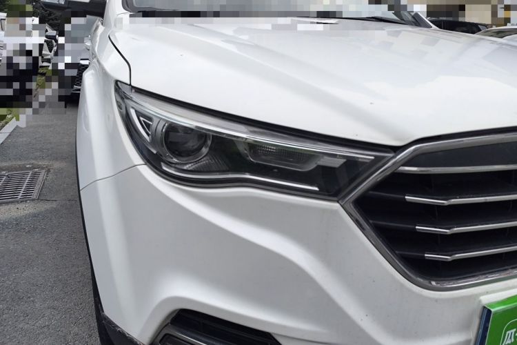 Used Bestune X40 2017 1.6L Automatic Prestige Edition Right Front Headlight