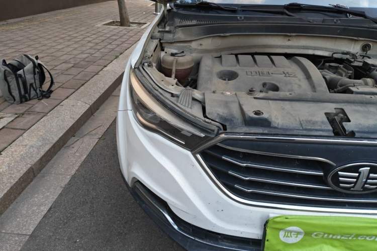 Used Bestune X40 2017 1.6L Automatic Luxury Model Right Front Headlight