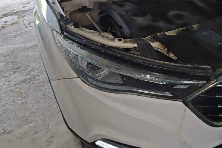 Used Bestune X40 2017 1.6L Manual Luxury Edition Right Front Headlight