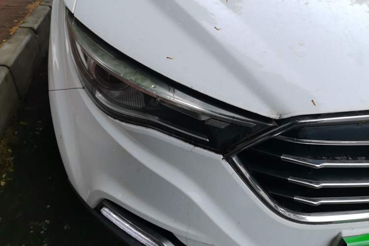 Used Bestune X40 2017 1.6L Automatic Luxury Model Right Front Headlight
