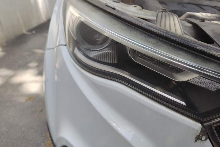 Used Bestune X40 2017 1.6L Manual Luxury Edition Right Front Headlight