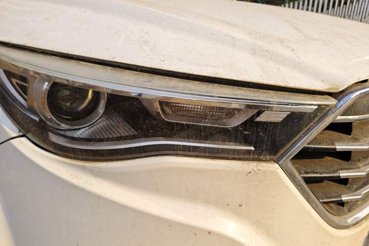 Used Bestune X40 2017 1.6L Automatic Prestige Edition Right Front Headlight