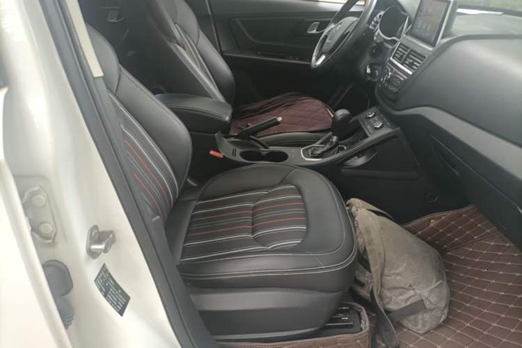 Used Bestune X40 2017 1.6L Automatic Luxury Model Right Front Seat