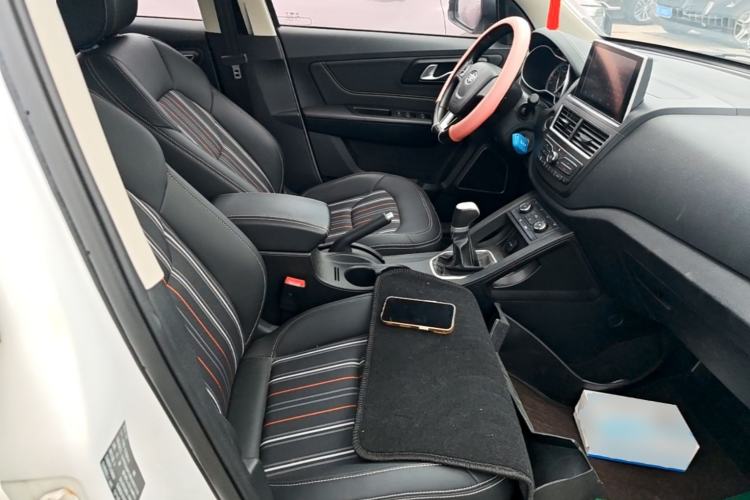 Used Bestune X40 2017 1.6L Manual Luxury Edition Right Front Seat