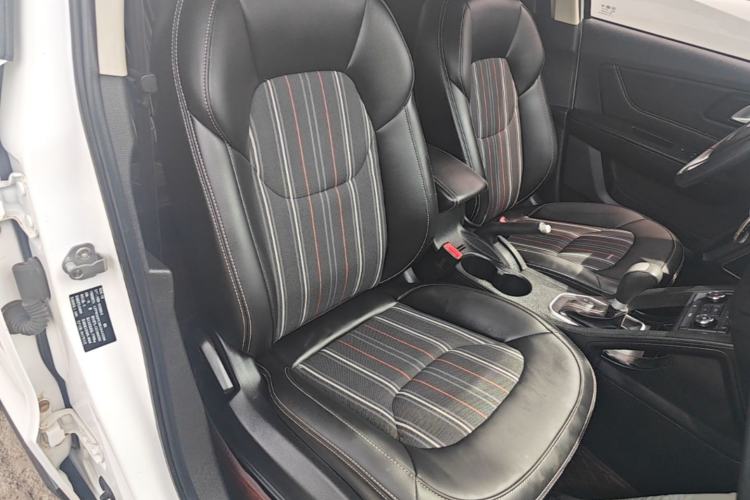 Used Bestune X40 2017 1.6L Automatic Luxury Model Right Front Seat