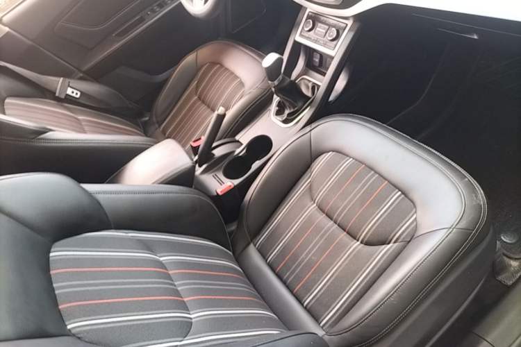 Used Bestune X40 2017 1.6L Manual Luxury Edition Right Front Seat