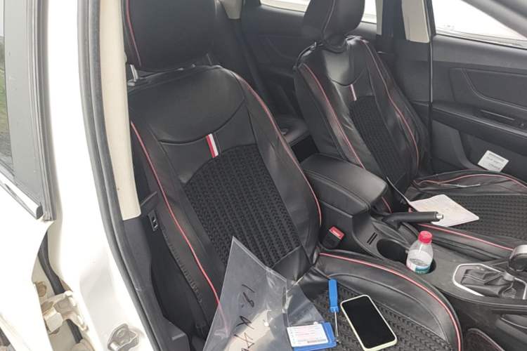 Used Bestune X40 2017 1.6L Automatic Luxury Model Right Front Seat