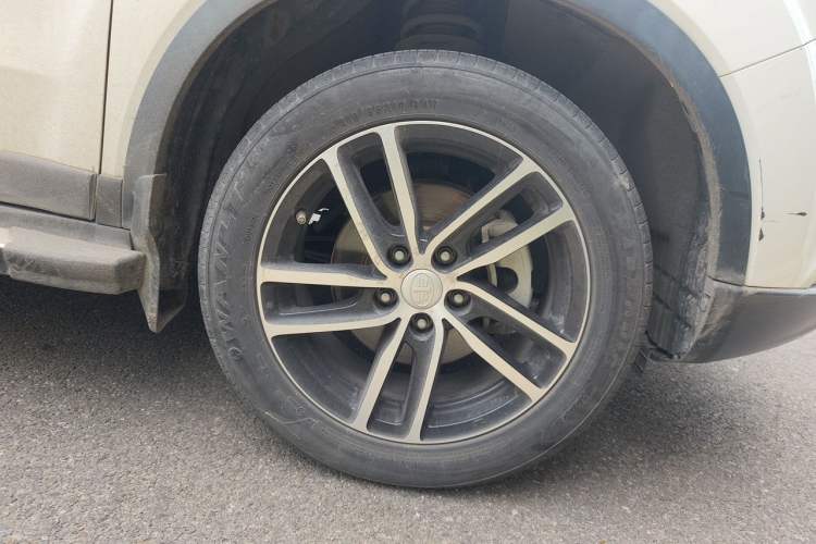 Used Bestune X40 2017 1.6L Manual Connected Smart Cool Edition Right Front Wheel Hub