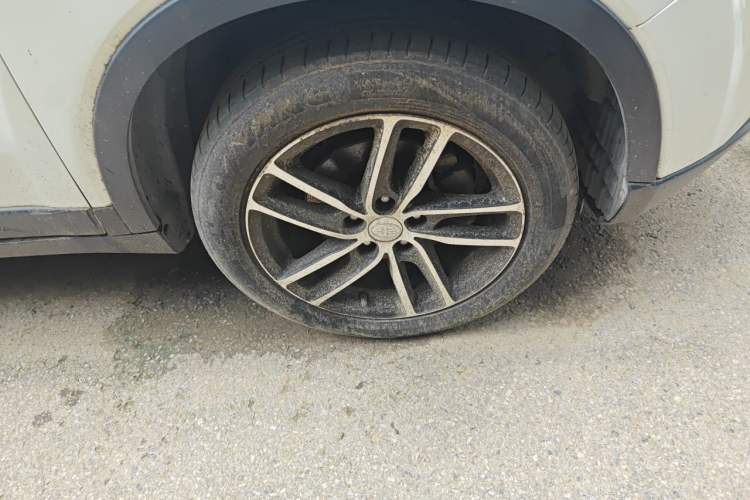 Used Bestune X40 2017 1.6L Manual Prestige Edition Right Front Wheel Hub