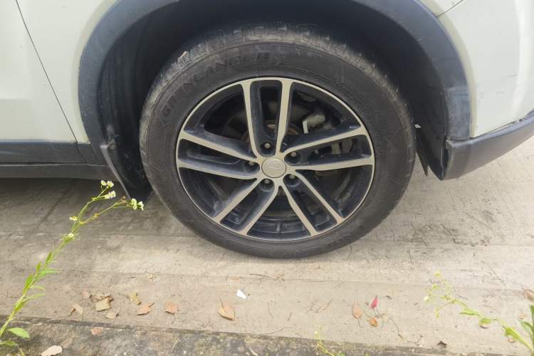 Used Bestune X40 2017 1.6L Automatic Luxury Model Right Front Wheel Hub