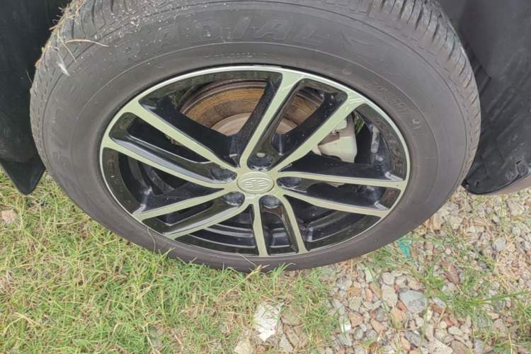 Used Bestune X40 2017 1.6L Manual Luxury Edition Right Front Wheel Hub