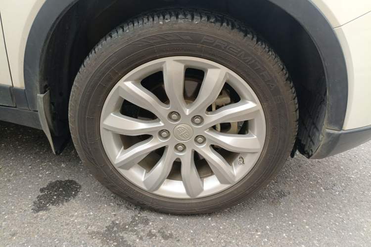 Used Bestune X40 2017 1.6L manual Comfort trim level Right Front Wheel Hub