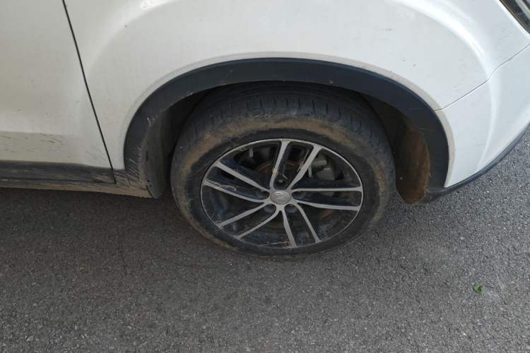 Used Bestune X40 2017 1.6L Automatic Luxury Model Right Front Wheel Hub