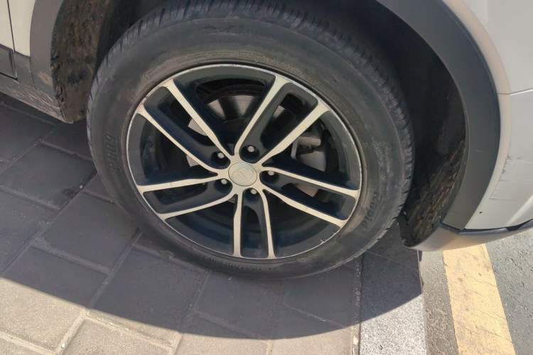 Used Bestune X40 2017 1.6L Manual Luxury Edition Right Front Wheel Hub
