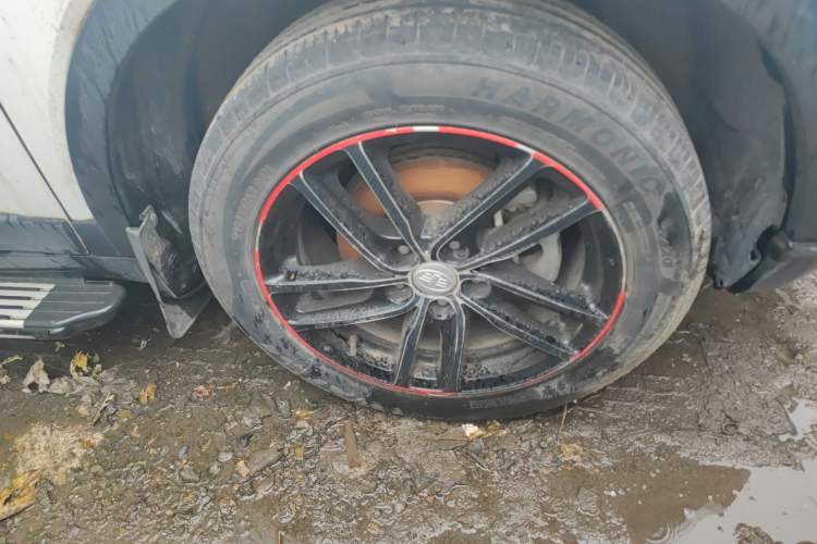 Used Bestune X40 2017 1.6L Manual Luxury Edition Right Front Wheel Hub