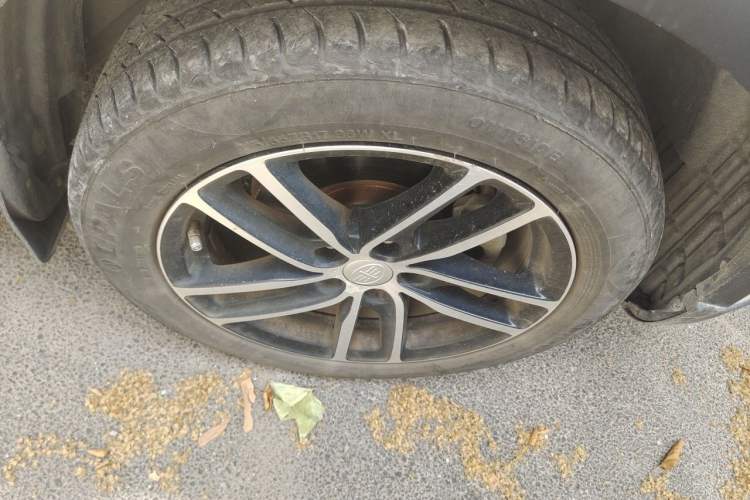 Used Bestune X40 2017 1.6L Manual Luxury Edition Right Front Wheel Hub