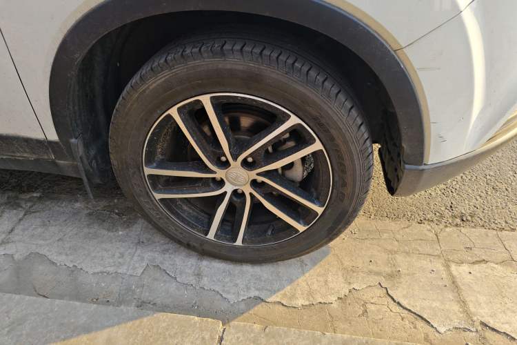 Used Bestune X40 2017 1.6L Automatic Prestige Edition Right Front Wheel Hub