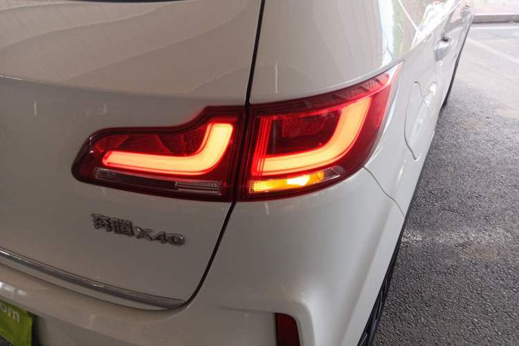 Used Bestune X40 2017 1.6L Automatic Luxury Model Right Rear Taillight