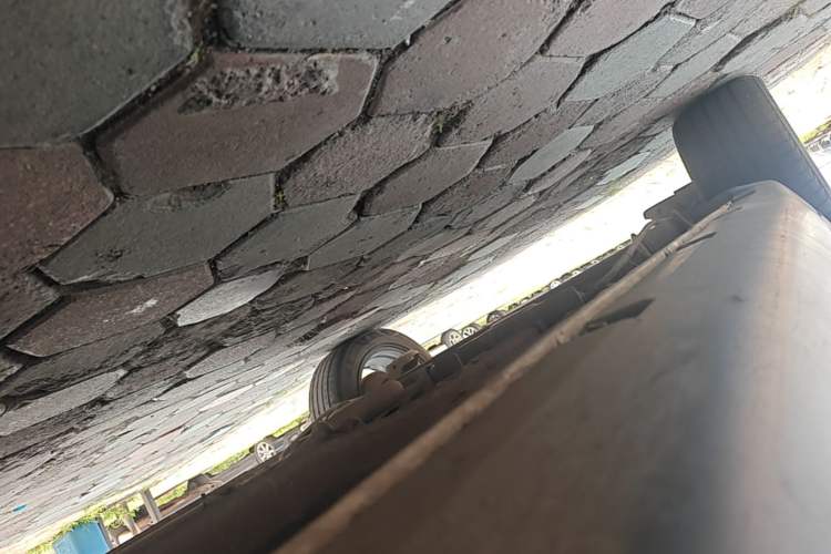 Used Bestune X40 2017 1.6L Automatic Prestige Edition Right Side Sill