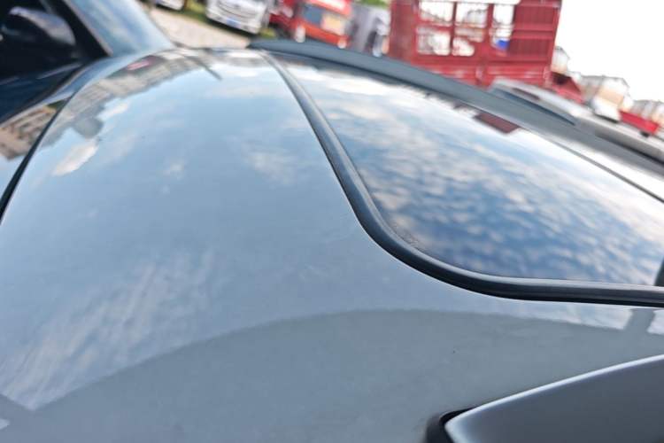 Used Bestune X40 2017 1.6L Automatic Prestige Edition Roof