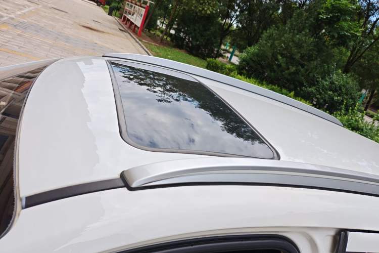 Used Bestune X40 2017 1.6L Automatic Luxury Model Roof
