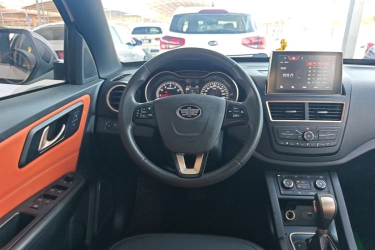 Used Bestune X40 2017 1.6L Automatic Prestige Edition Steering Wheel