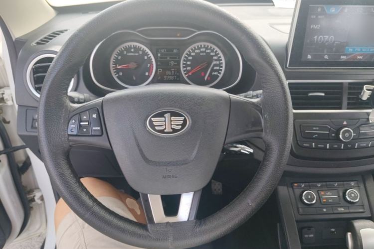 Used Bestune X40 2017 1.6L Automatic Luxury Model Steering Wheel