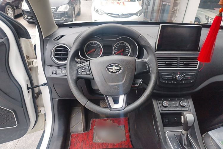 Used Bestune X40 2017 1.6L Automatic Luxury Model Steering Wheel